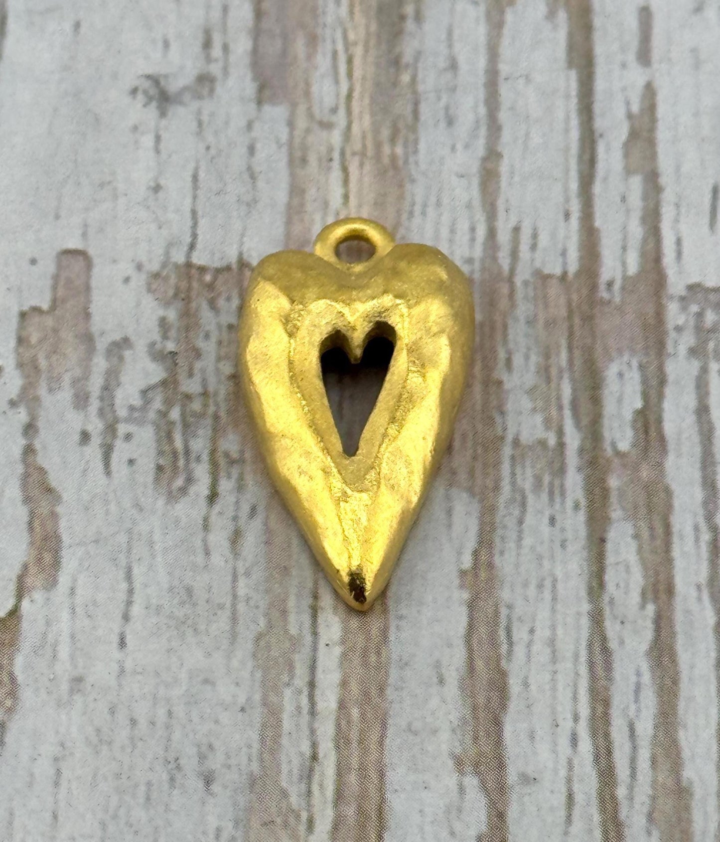 Hammered Heart Charm, Satin 18k Gold Plated - ST563