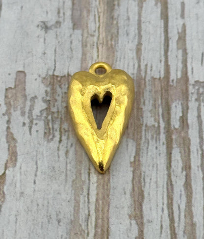 Hammered Heart Charm, Satin 18k Gold Plated - ST563