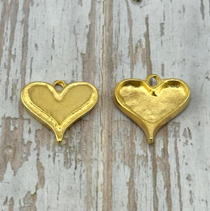 Boho Heart Charm, Satin 18K Gold Plated - ST187