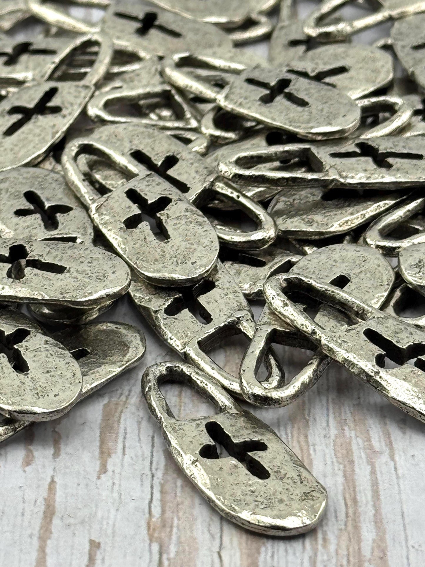 Chunky Hammered Cross Lock Charm, Antiqued Pewter - PT456