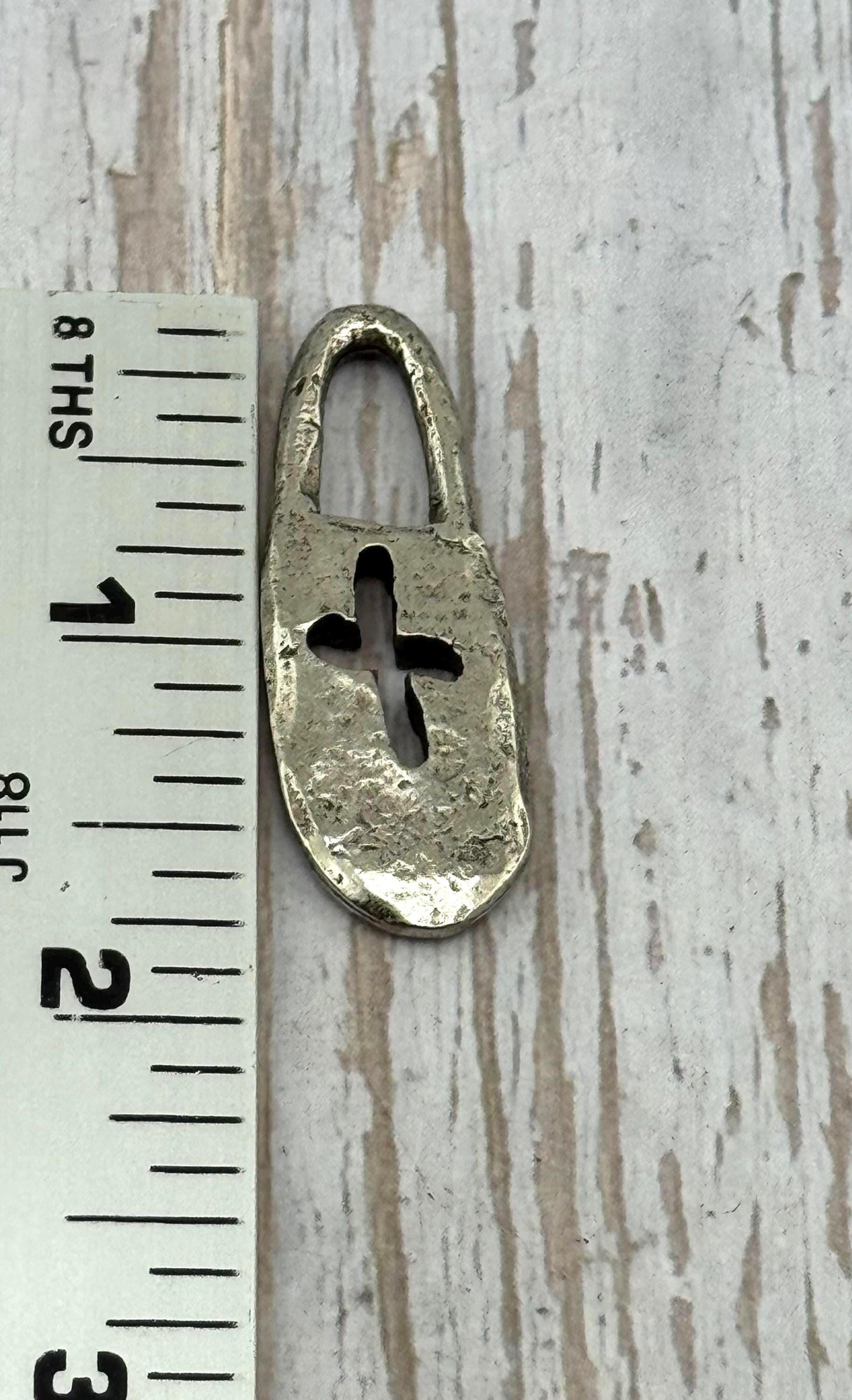 Chunky Hammered Cross Lock Charm, Antiqued Pewter - PT456