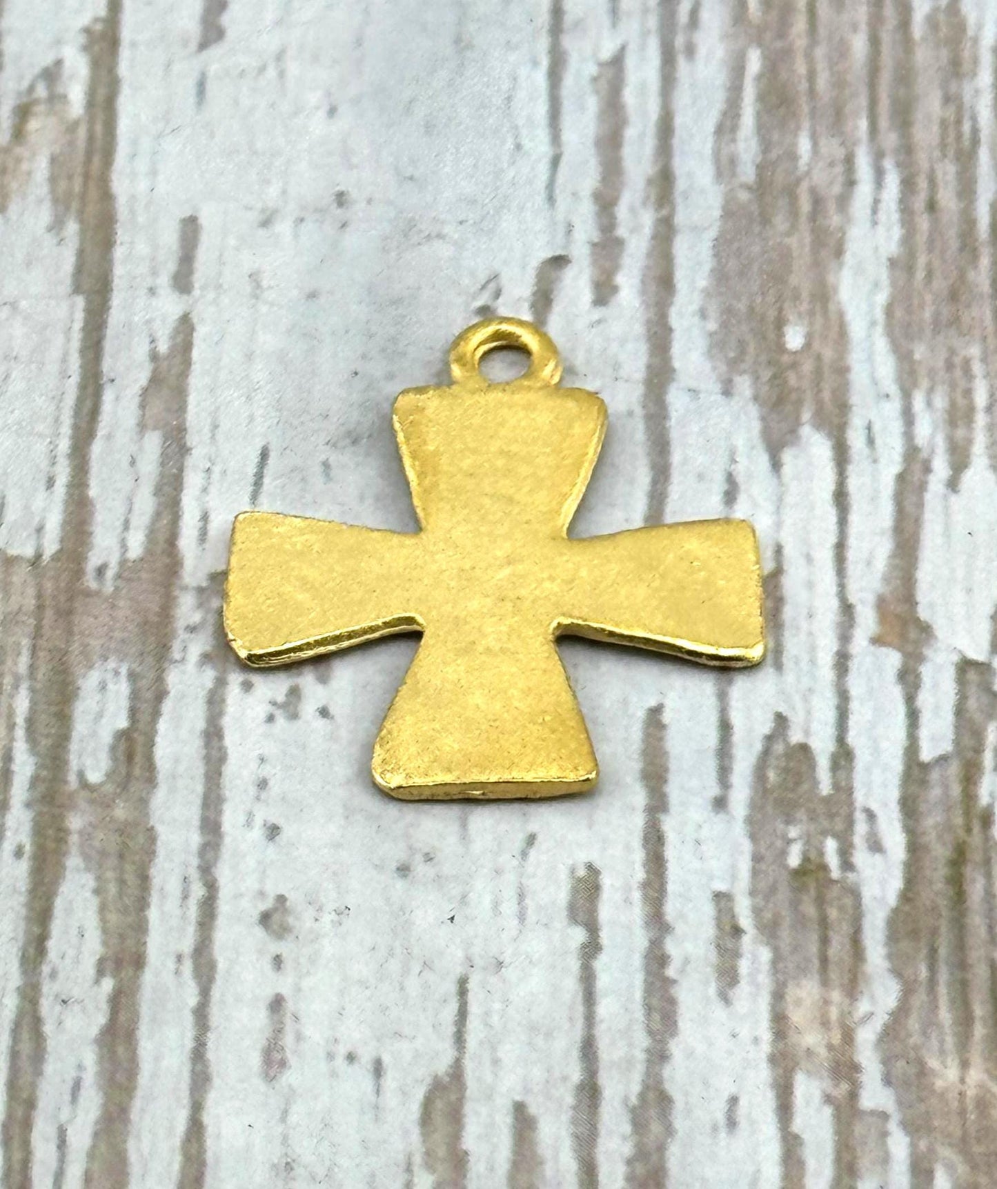 Grand pendentif croix, plaqué or 18 carats, finition satinée - ST229