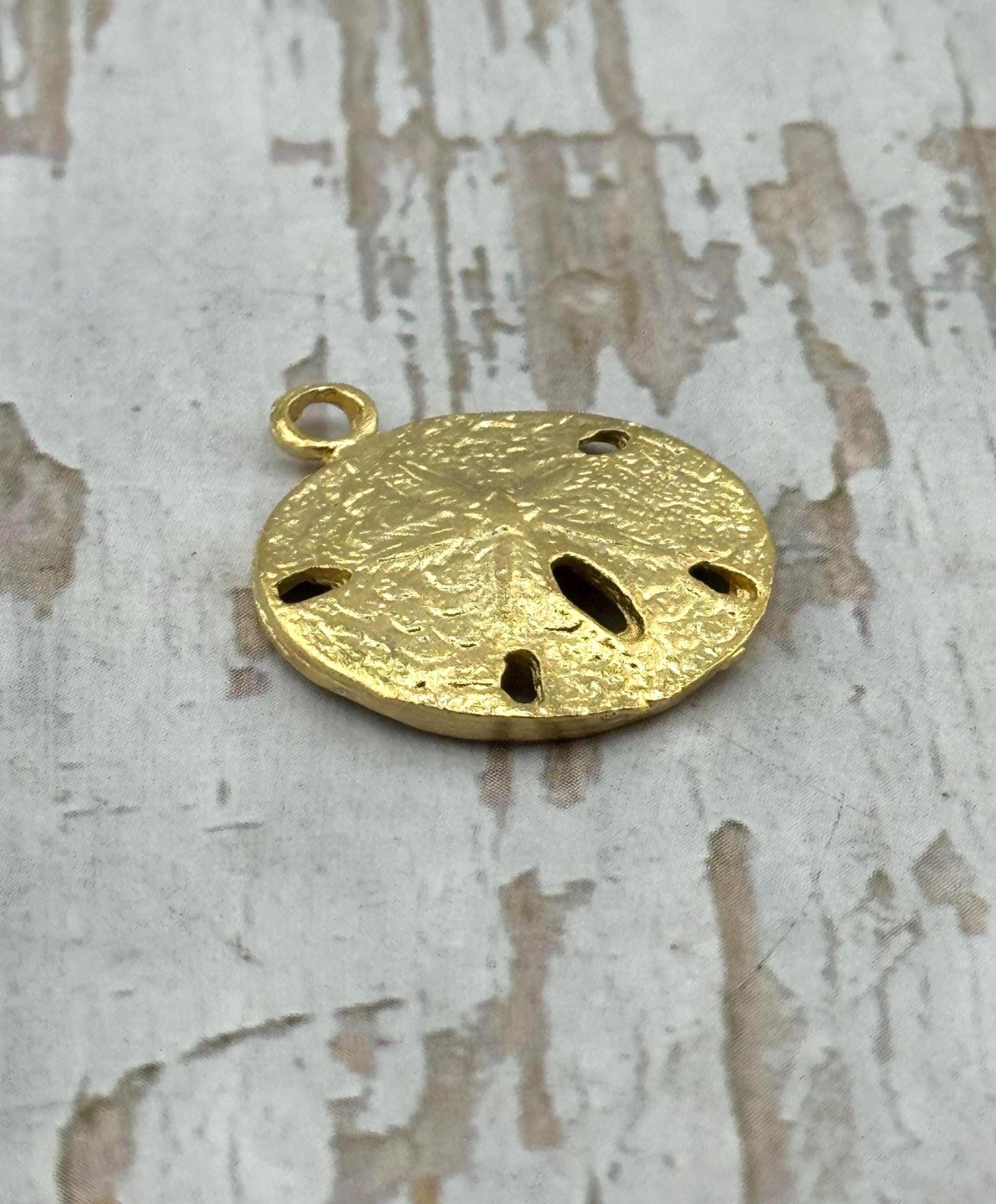 Textured Sand Dollar Charm, Satin 18k Gold Plated - ST346