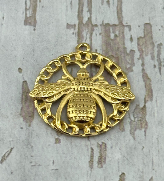 Round Bee Pendant, Satin 18k Gold Plated - ST342