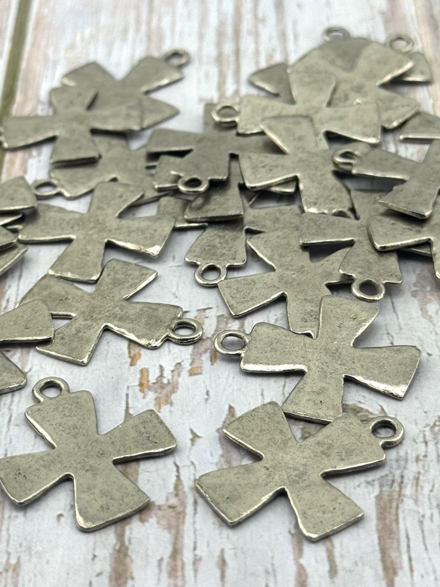 Large Cross Pendant, Antiqued Pewter - PT409
