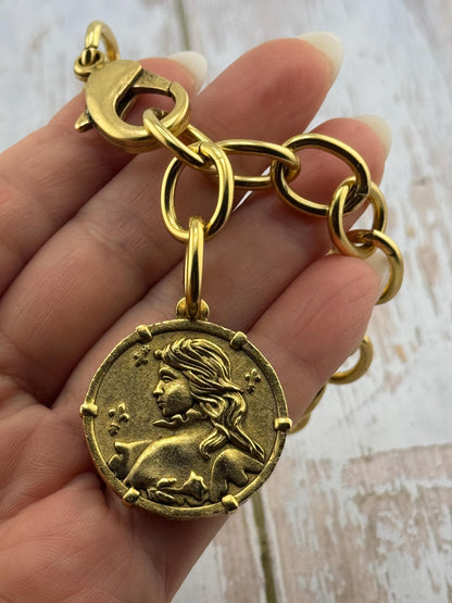Medalla grande de Juana de Arco con marco, chapada en oro de 18k envejecido - AG152