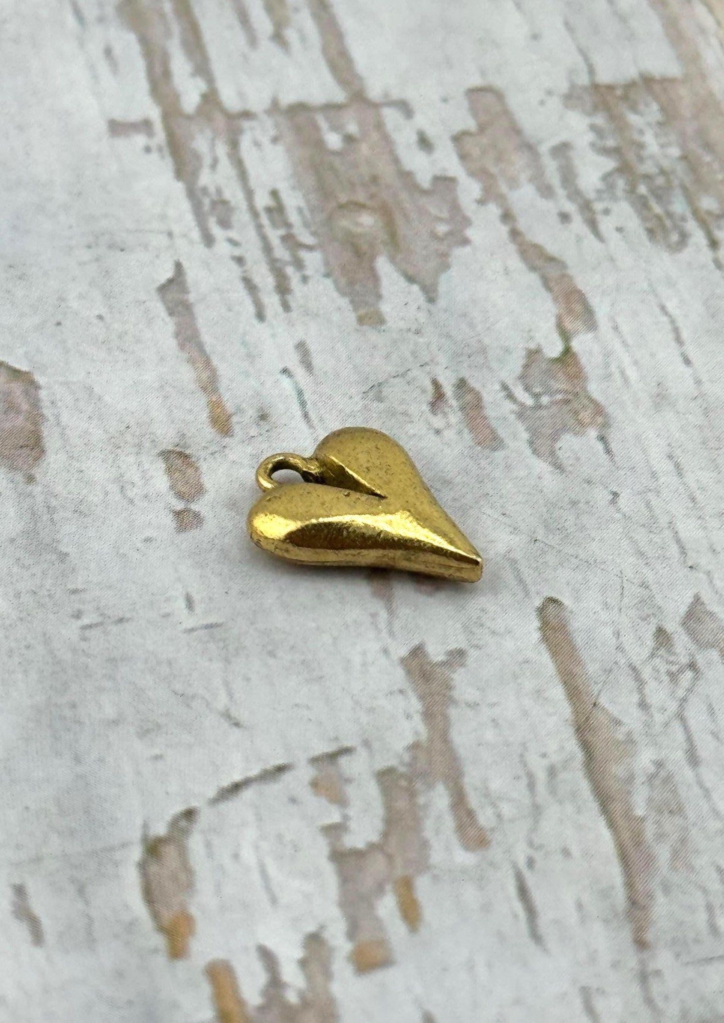 Small Pointy Heart Charm, Antiqued 18k Gold Plated - AG015