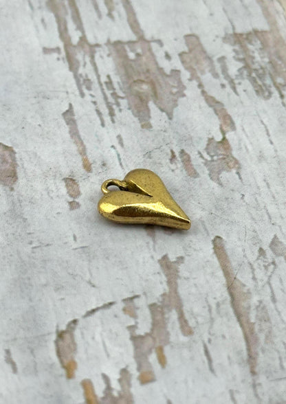 Small Pointy Heart Charm, Antiqued 18k Gold Plated - AG015