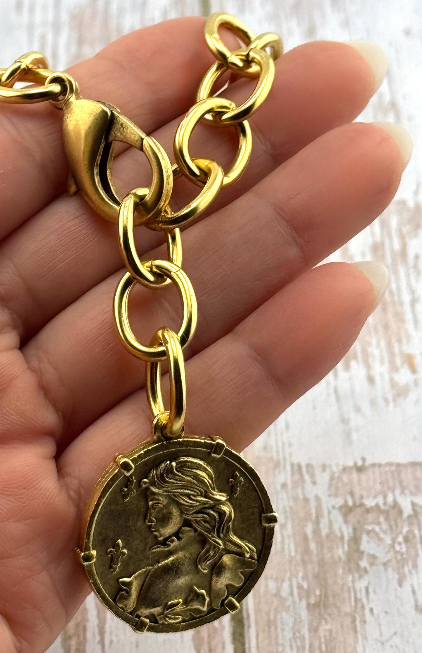 Oversized Chunky Smooth Oval Cable Chain, Antiqued 18k Gold Plated - G090-CH
