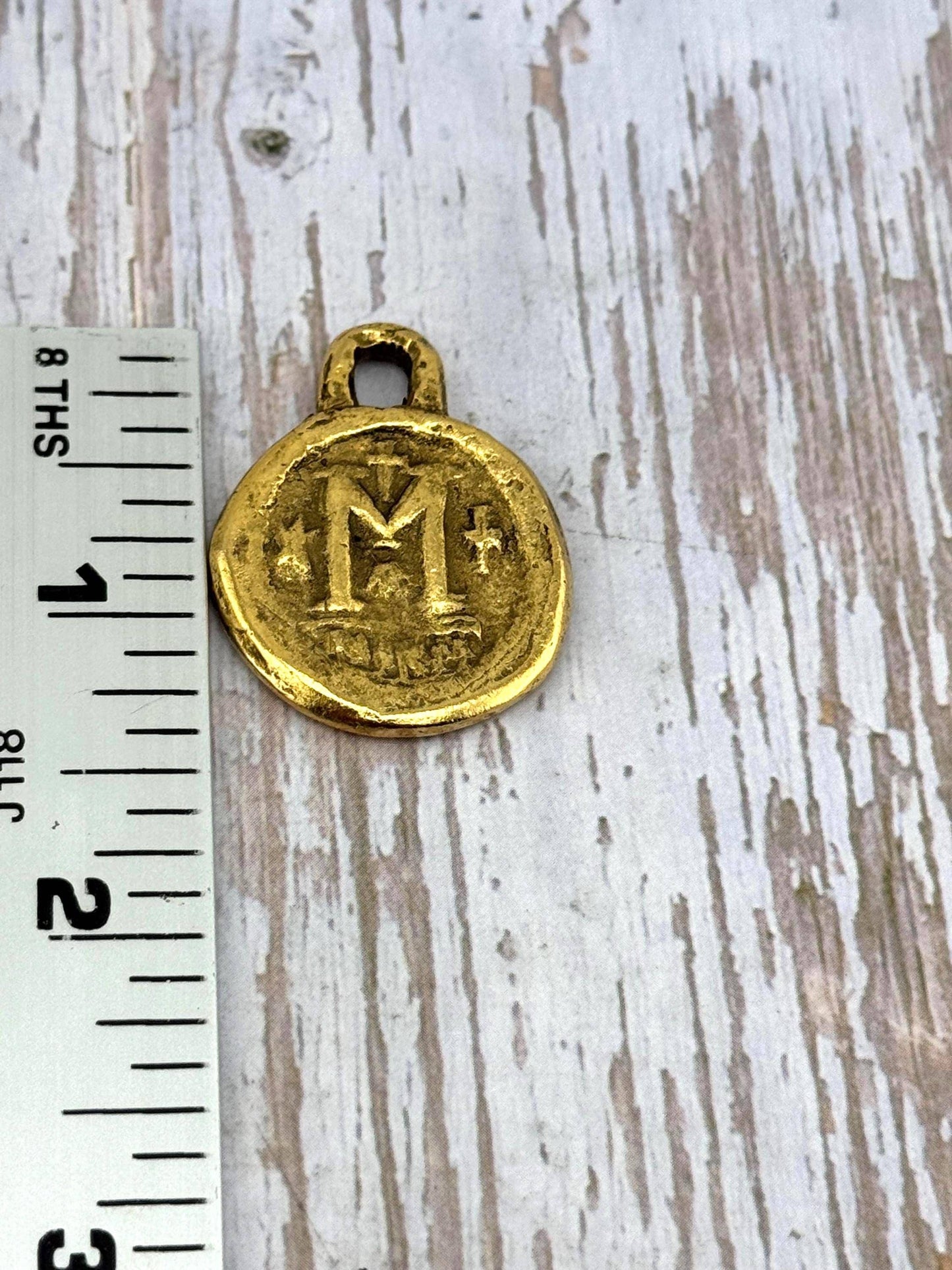 Colgante de Moneda Bizantina Réplica Grande, Baño de Oro de 18k Envejecido - AG110
