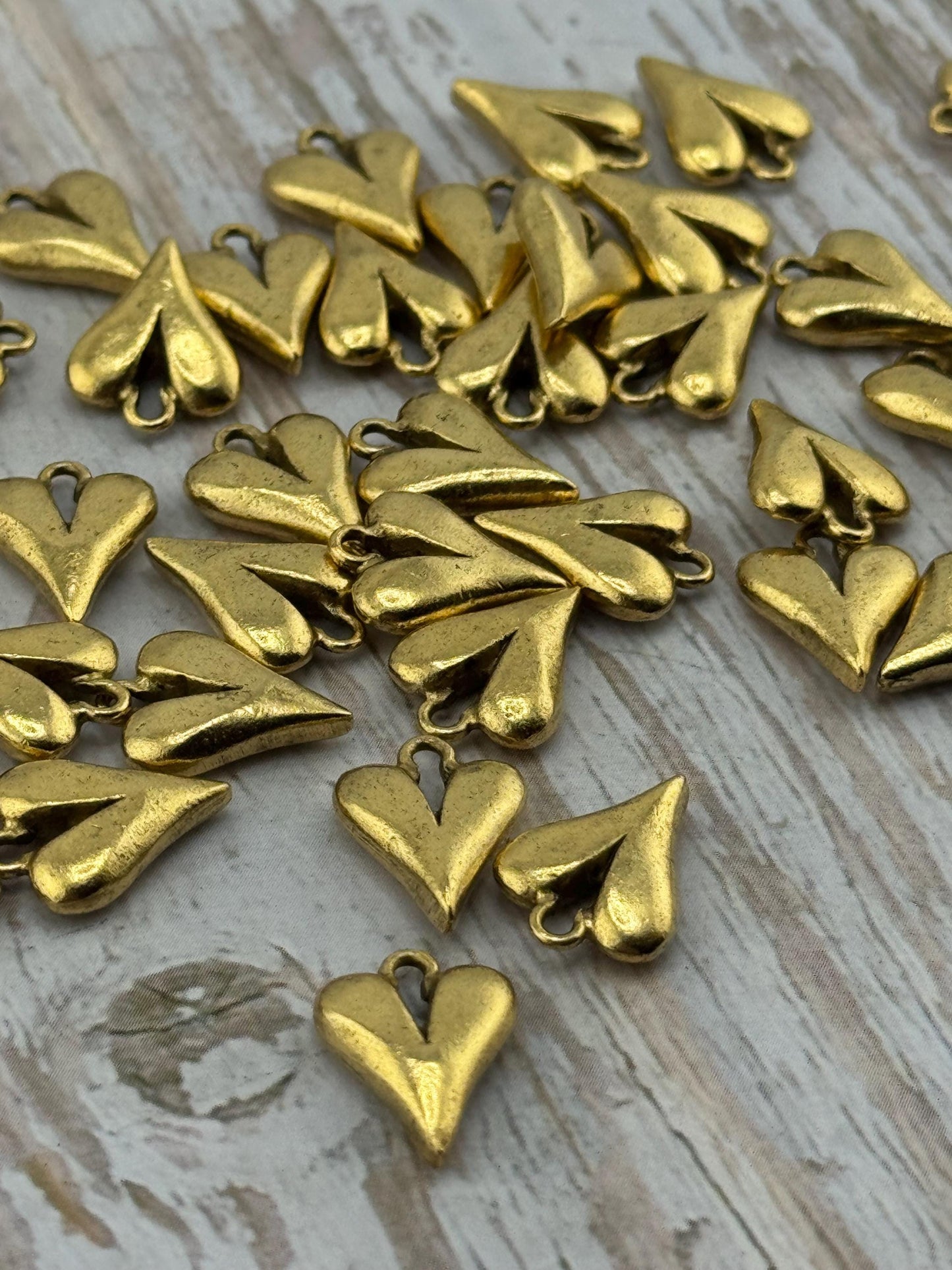Small Pointy Heart Charm, Antiqued 18k Gold Plated - AG015