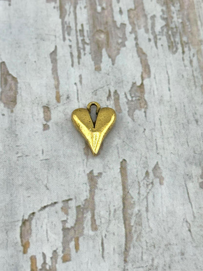 Small Pointy Heart Charm, Antiqued 18k Gold Plated - AG015