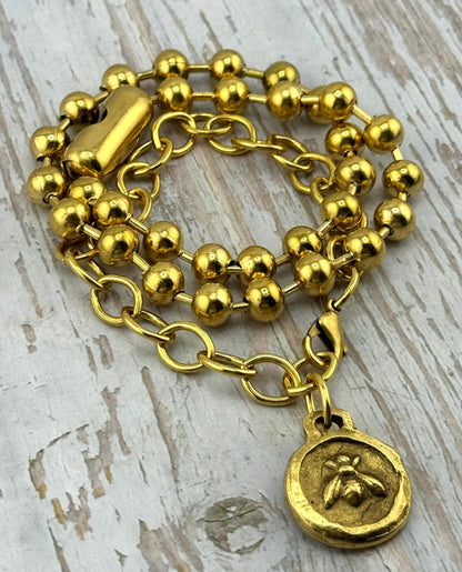 Double-sided Queen Bee Pendant, Antiqued 18K Gold Plated - AG118