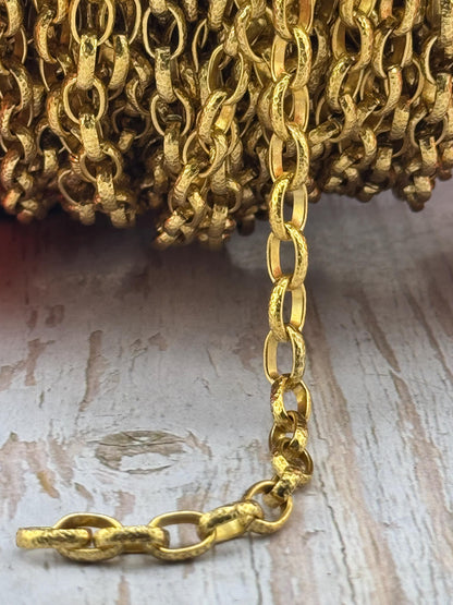 Cadena Rolo Ovalada Martillada, Bañada en Oro de 18k Envejecido - G118-CH