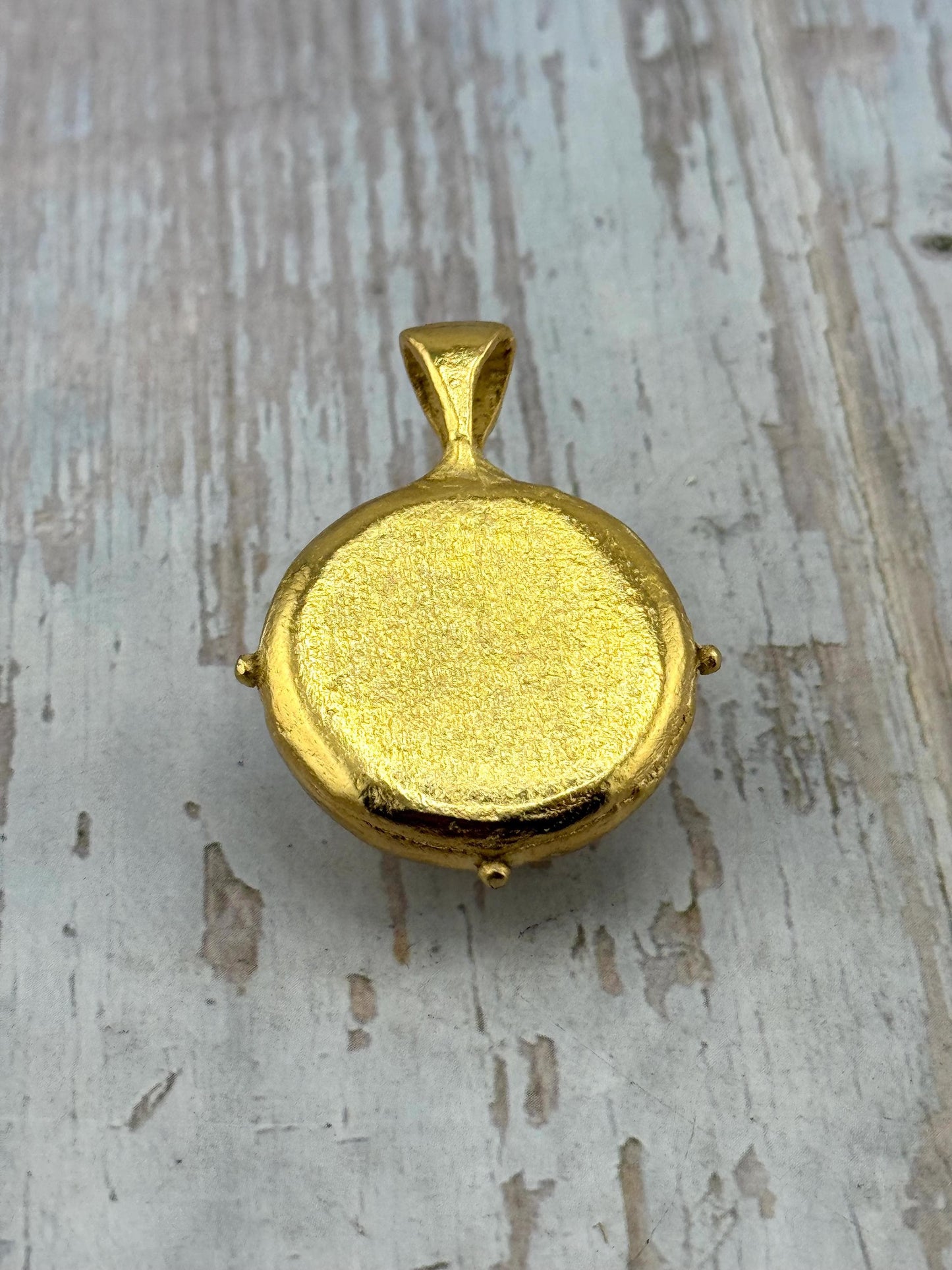 Large White Pearl Charm, Antiqued 18k Gold Plated - AG091