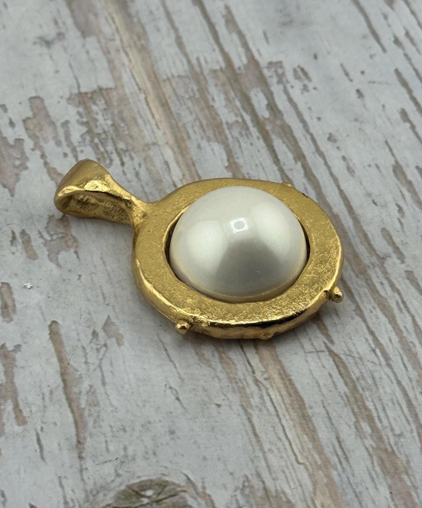Large White Pearl Charm, Antiqued 18k Gold Plated - AG091