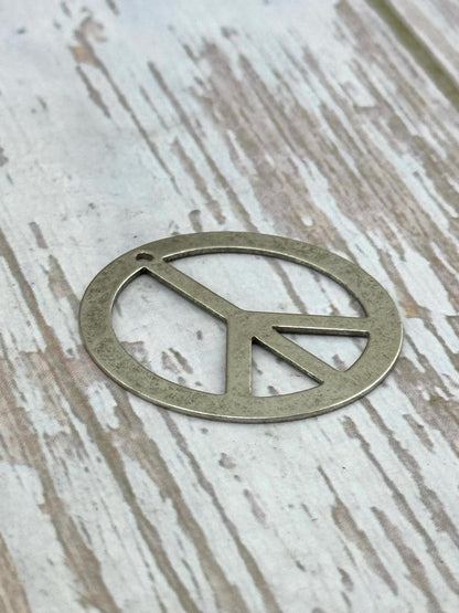 Lightweight Large Peace Sign Pendant, Antiqued Pewter - PT632