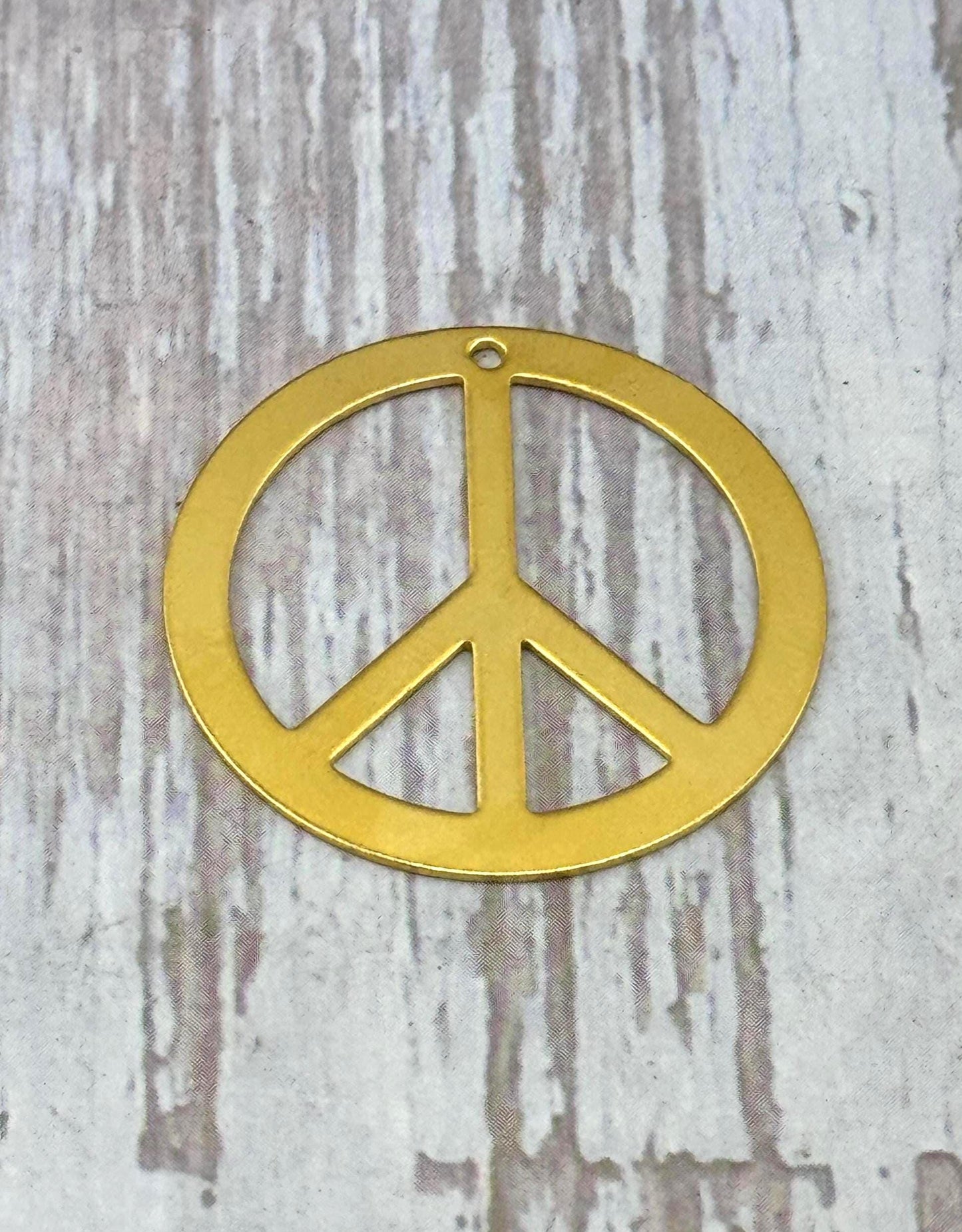 Lightweight Peace Sign Pendant, Satin 18k Gold Plated - ST603