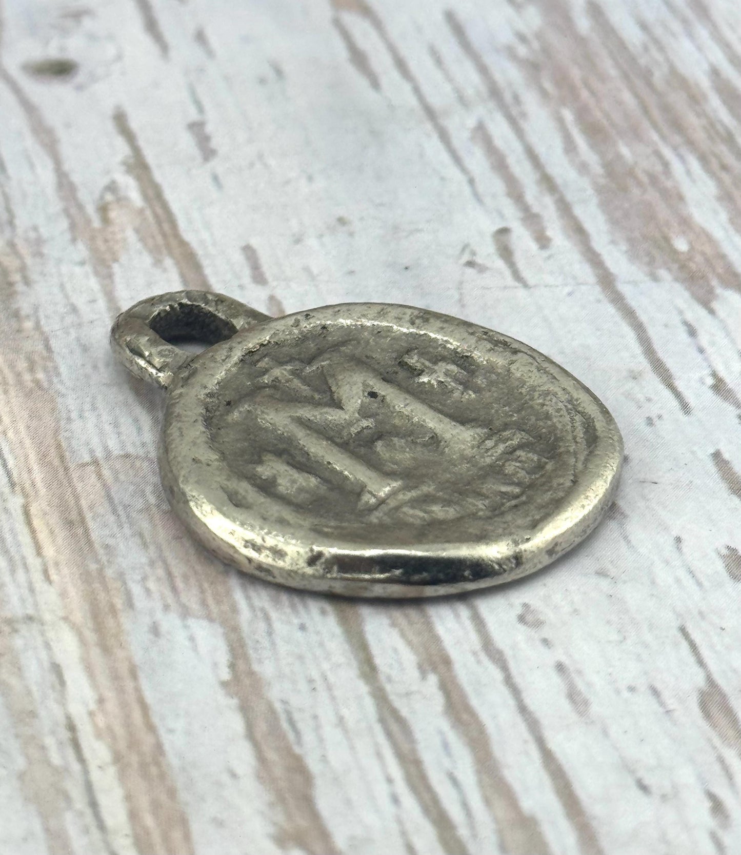 Amuleto de moneda Follis bizantino réplica, peltre envejecido - PT470