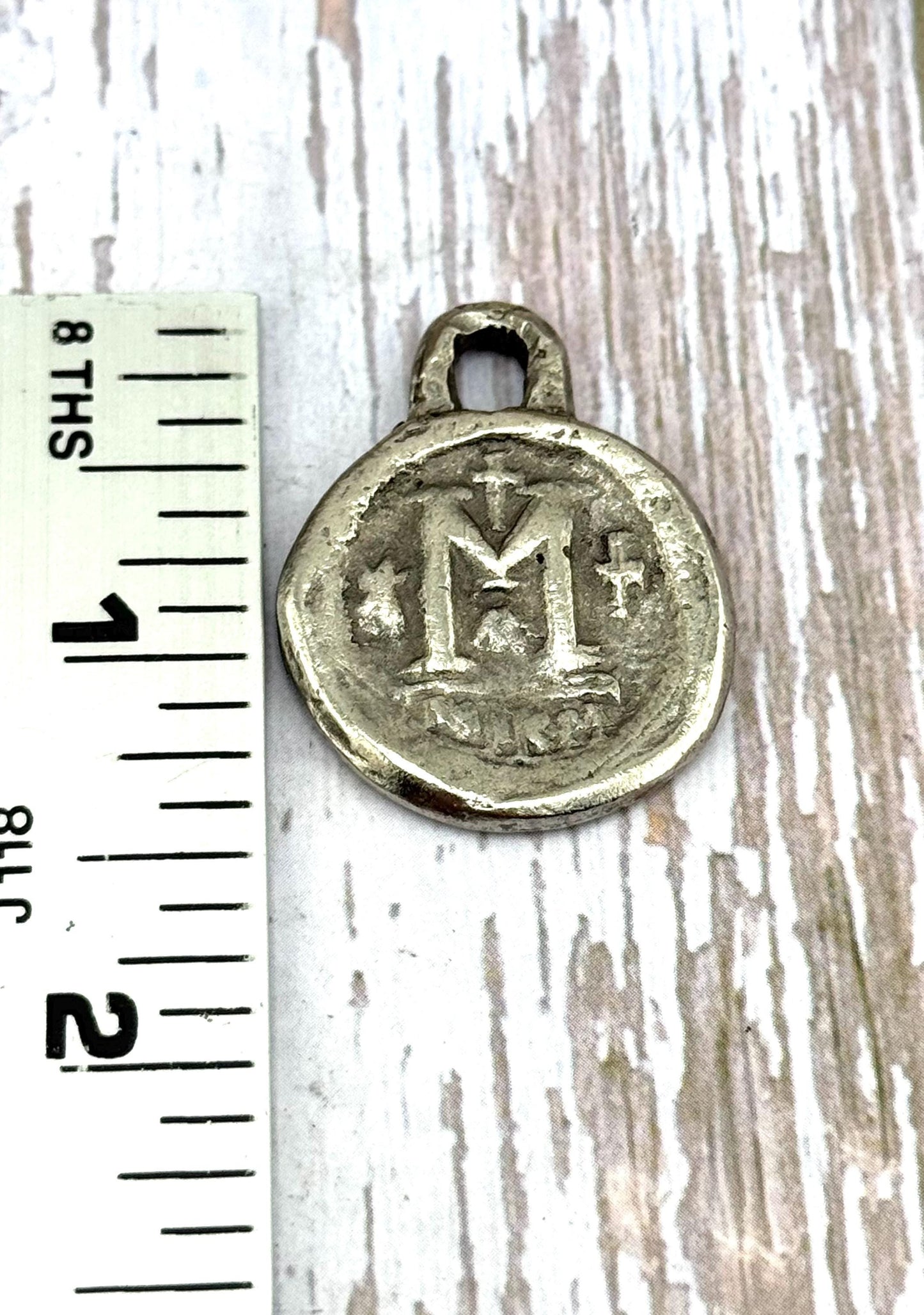 Amuleto de moneda Follis bizantino réplica, peltre envejecido - PT470