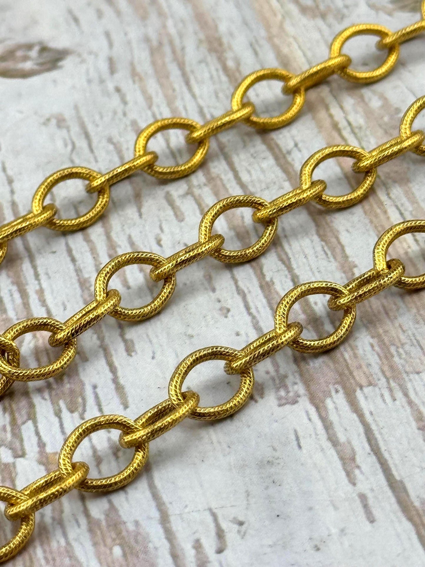 Large Oval Textured Cable Chain, Antiqued Gold Plated - G104-CH