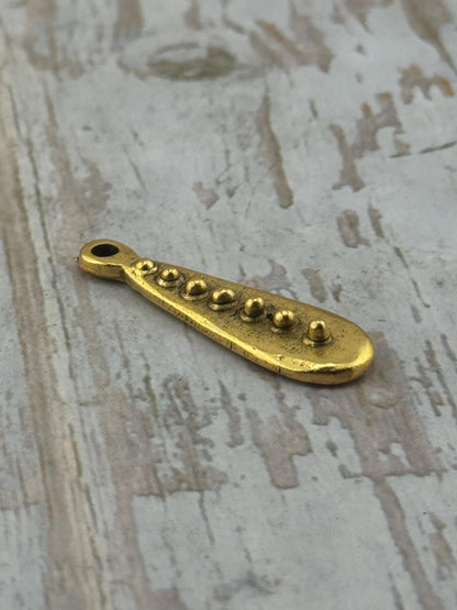Long Dotted Pendant, Antiqued 18k Gold Plated - AG128