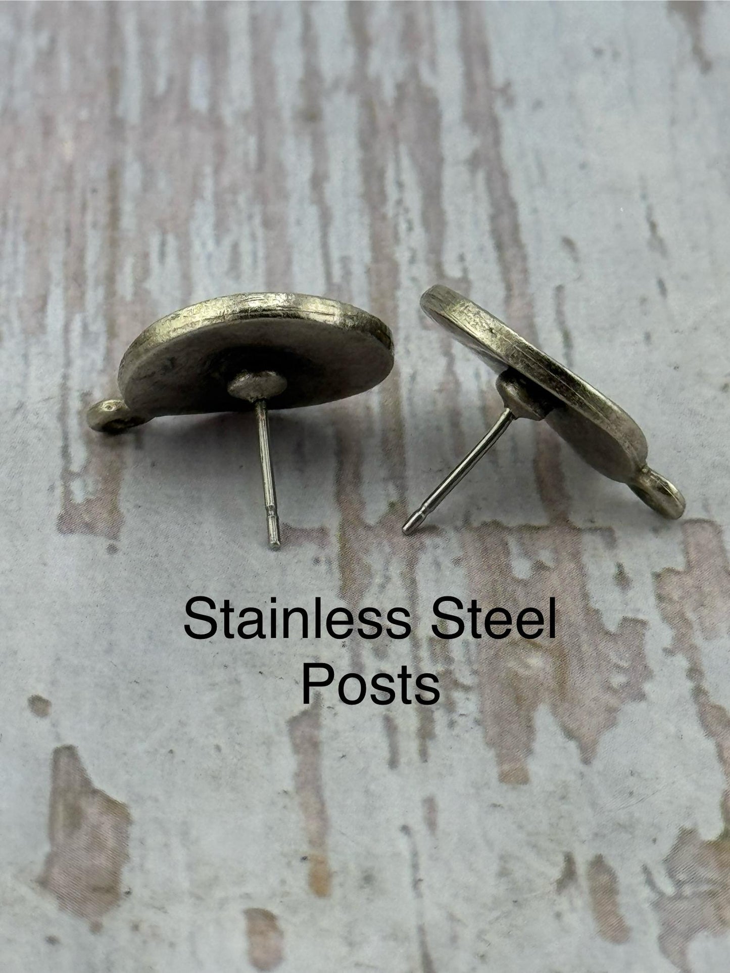 Wavy Hammered Round Medallion Earring Posts, Antiqued Pewter - PT528