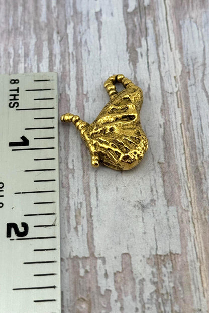 Butterfly Wing Charm, Antiqued 18k Gold Plated - AG116