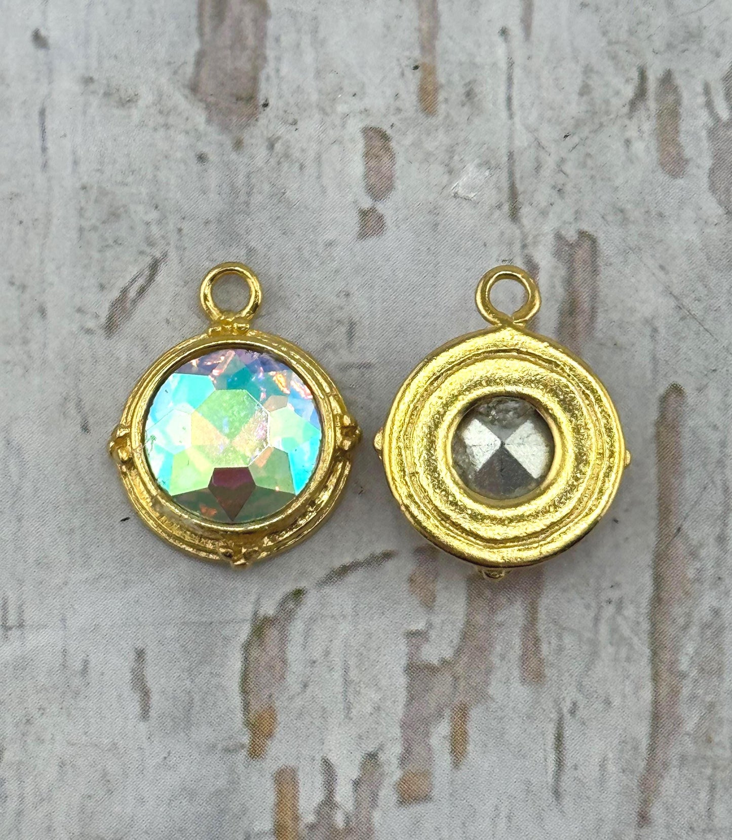 AB Crystal Round Bezel Charm, Satin 18k Gold Plated - ST542