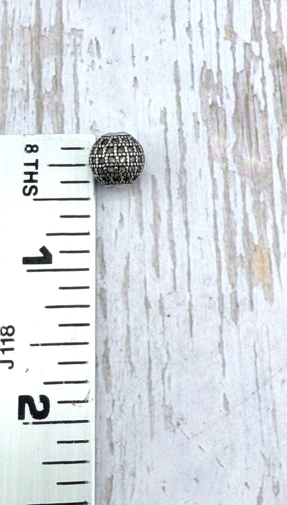 Perle ronde 10mm micro-pavée en oxyde de zirconium, plaqué étain vieilli - PT546
