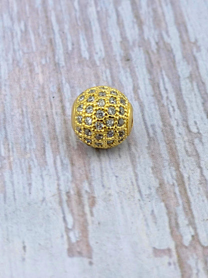 Perle micro-pavé 10mm en oxyde de zirconium, plaqué or 18k satiné - ST545