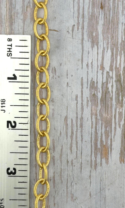 Grande chaîne ovale gravée, plaqué or 18 carats satiné - S062-CH