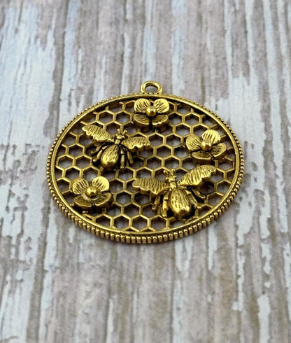 Bees and Flowers Medallion, Antiqued 18k Gold Plated - AG553