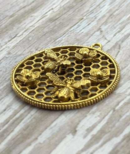 Bees and Flowers Medallion, Antiqued 18k Gold Plated - AG553