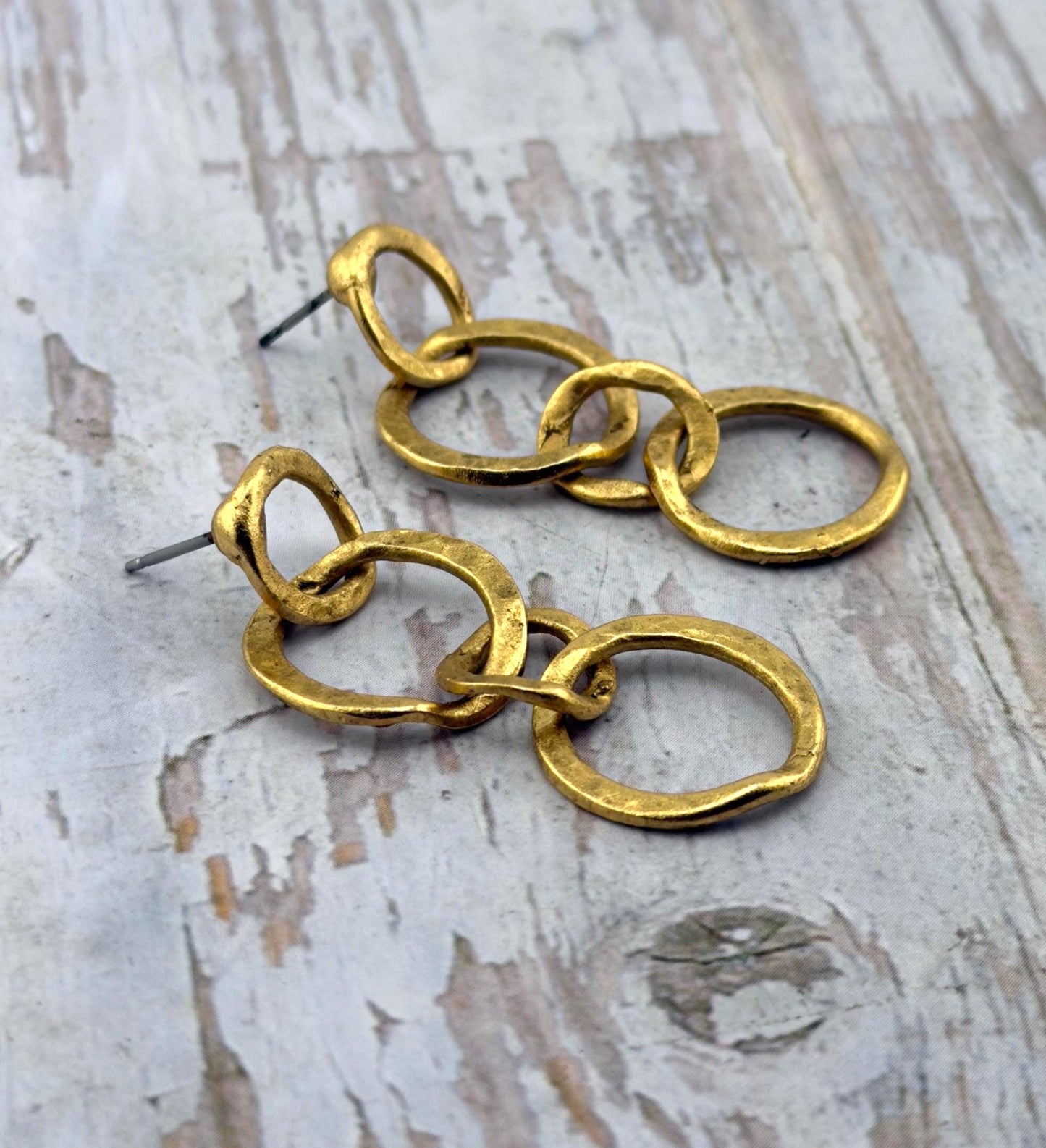 Boucles d'oreilles pendantes à anneaux entrelacés (lot de 2), plaqué or 18 carats vieilli - AG588