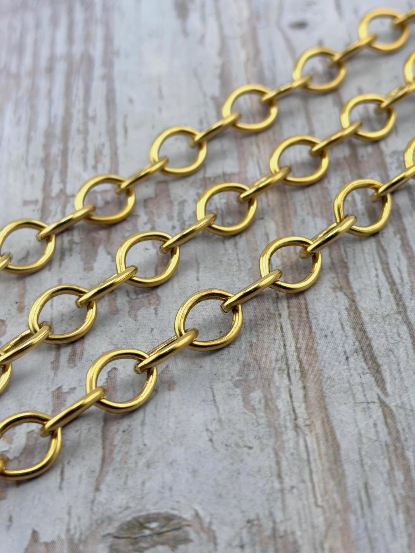 Cadena Ovalada Gruesa Tipo Cable, Bañada en Oro de 18k Envejecido - G105-CH