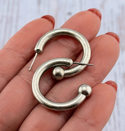 Boucles d'oreilles créoles demi-cercle de 1 pouce, étain vieilli - PT566