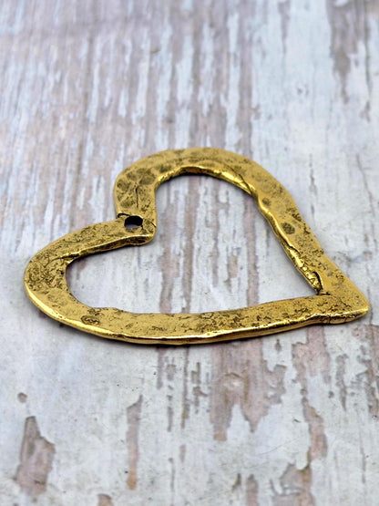 Pendentif Cœur Ouvert Martelé, Plaqué Or 18 Carats Vieilli - AG050