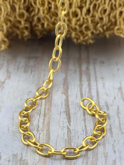 5x7mm Oval Cable Chain, Satin 18k Gold Plated - S083-CH