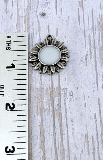 Large White Artisan Flower Charm, Antiqued Pewter - PT649