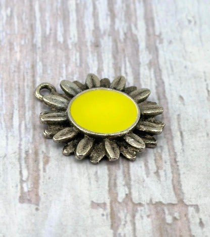 Lemon-Yellow Flower Charm, Antiqued Pewter - PT648