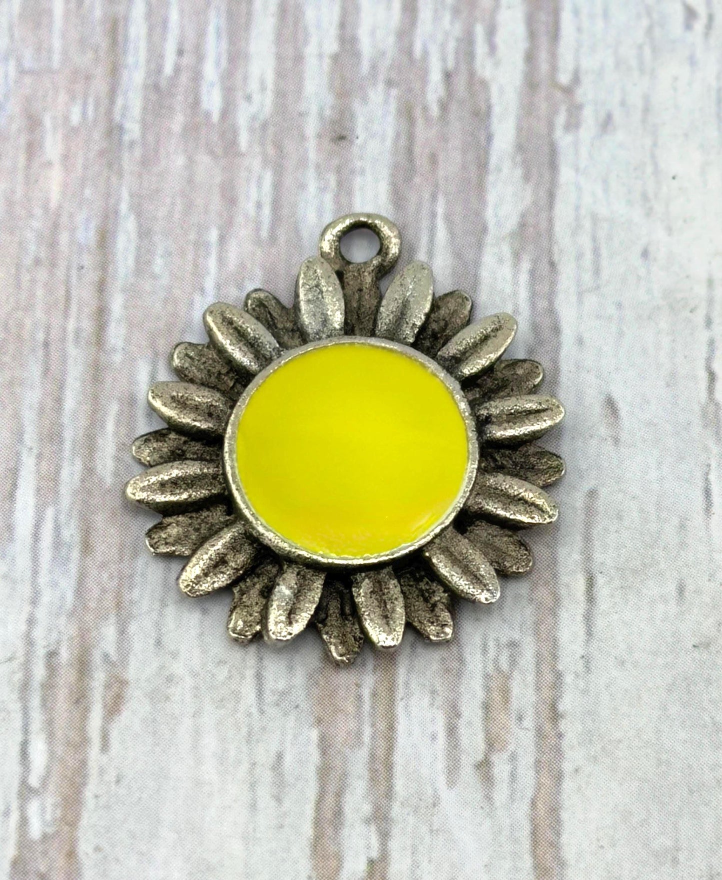 Lemon-Yellow Flower Charm, Antiqued Pewter - PT648