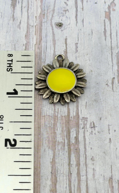 Lemon-Yellow Flower Charm, Antiqued Pewter - PT648