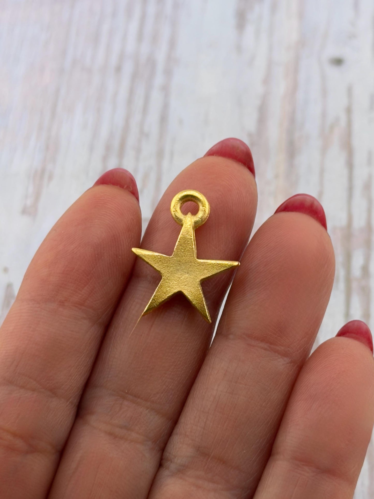 Small Star Charm, Satin 18k Gold Plated - ST670