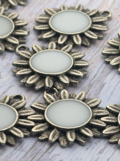 Large White Artisan Flower Charm, Antiqued Pewter - PT649