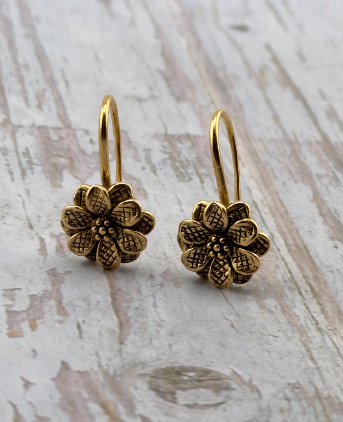 Supports de boucles d'oreilles fleuries (lot de 2), plaqué or 18 carats vieilli - AG691