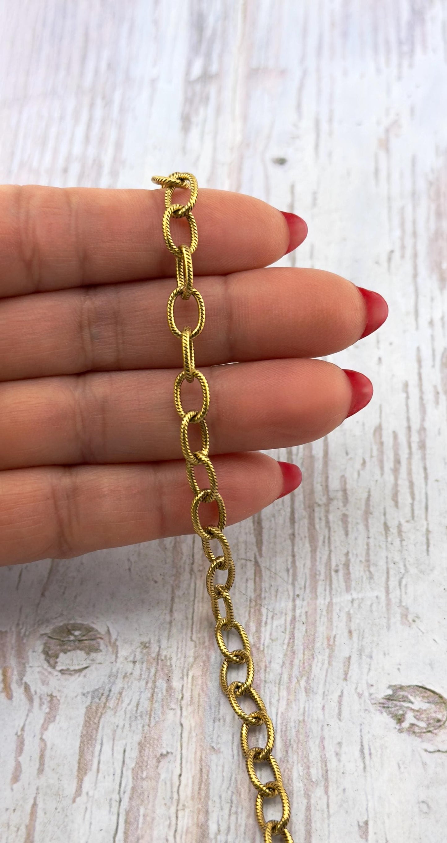 9x6mm Oval Textured Cable Chain, Antiqued 18k Gold Plated - G112-CH