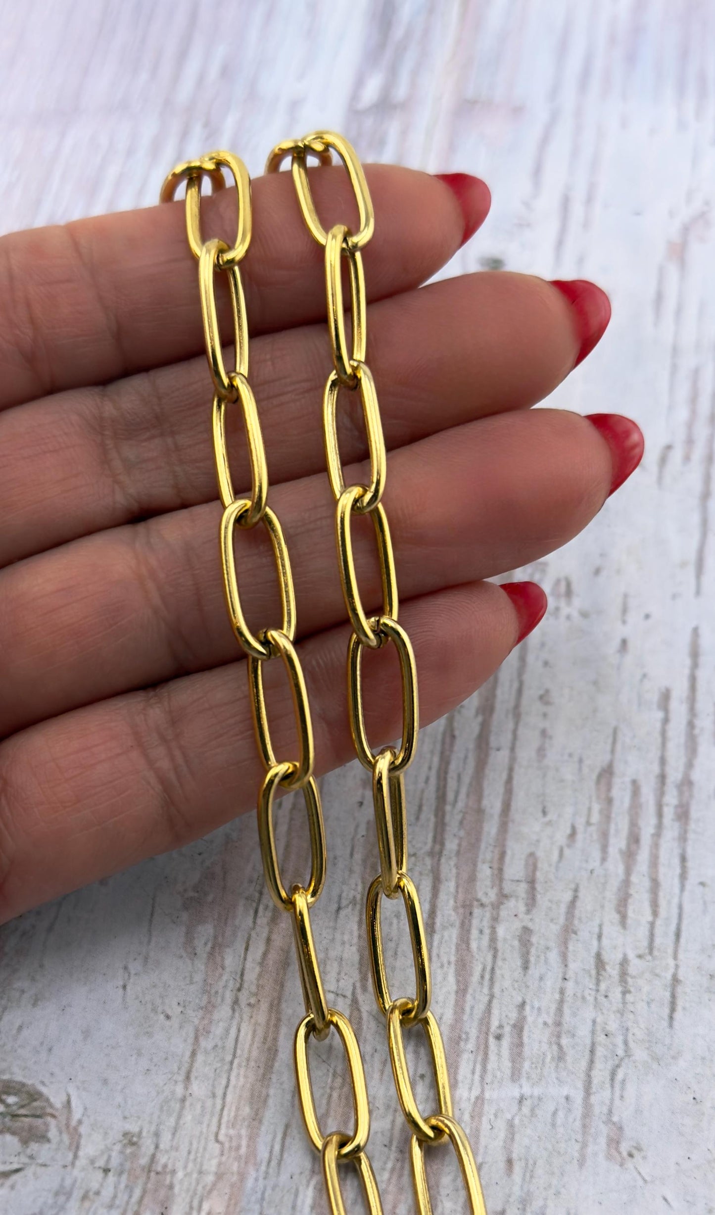 Large Paperclip Link Chain, Antiqued 18k Gold Plated - G099-CH