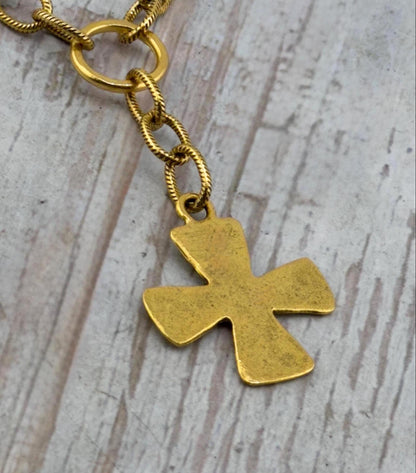 Grand pendentif croix, or 18 carats vieilli - AG049