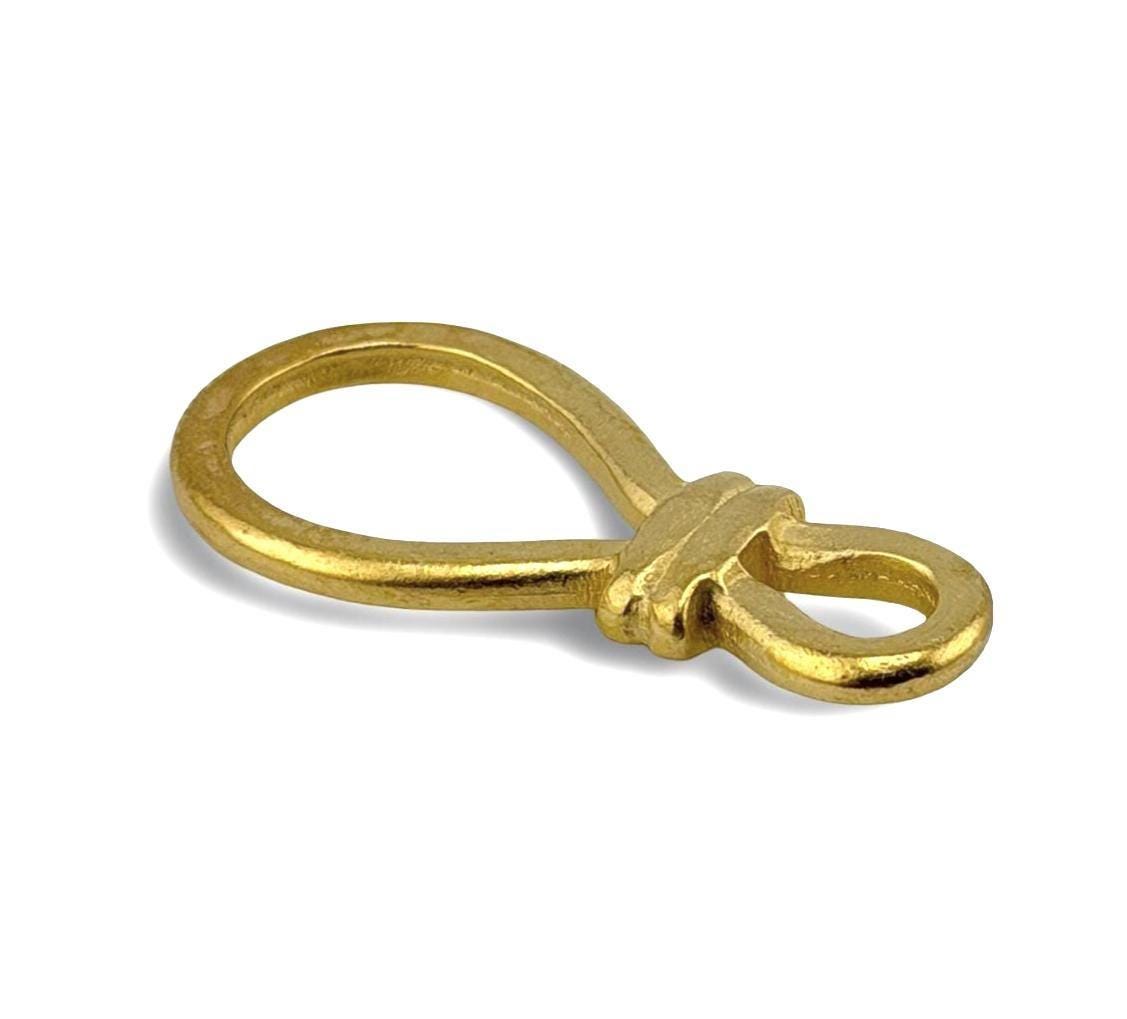 Conector de aro martillado, chapado en oro de 18k satinado - ST658
